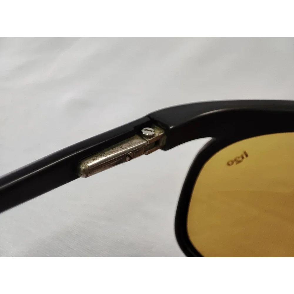 Vintage Revo 1006-001 H2O Sunglasses Polarized Glass Lens Wrap France Black‎